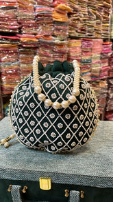 Wholesale Gorgeous Round Shape With Pearl Decor Potli Bags Best for Wedding Anniversary Party Return Gift Bags, Clutch Purse, Wedding Gifts